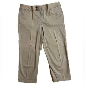 ⭐️ GAP Curvy cropped khaki pants- size 12